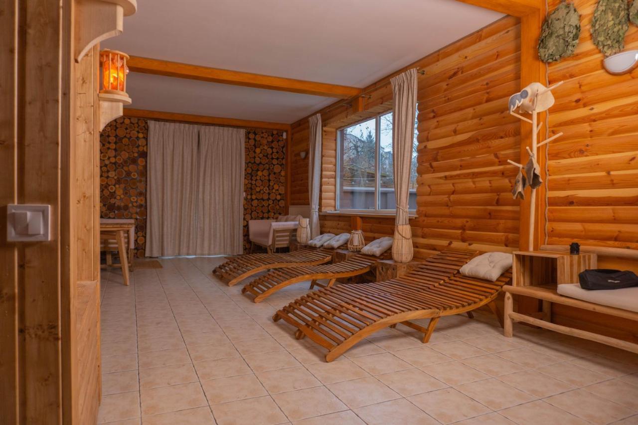 Hotel Lotos
